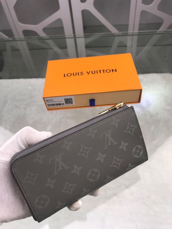 Louis Vuitton Monogram Titanium Cosmos Canvas Mens ZIPPY WALLET M63237 Gray