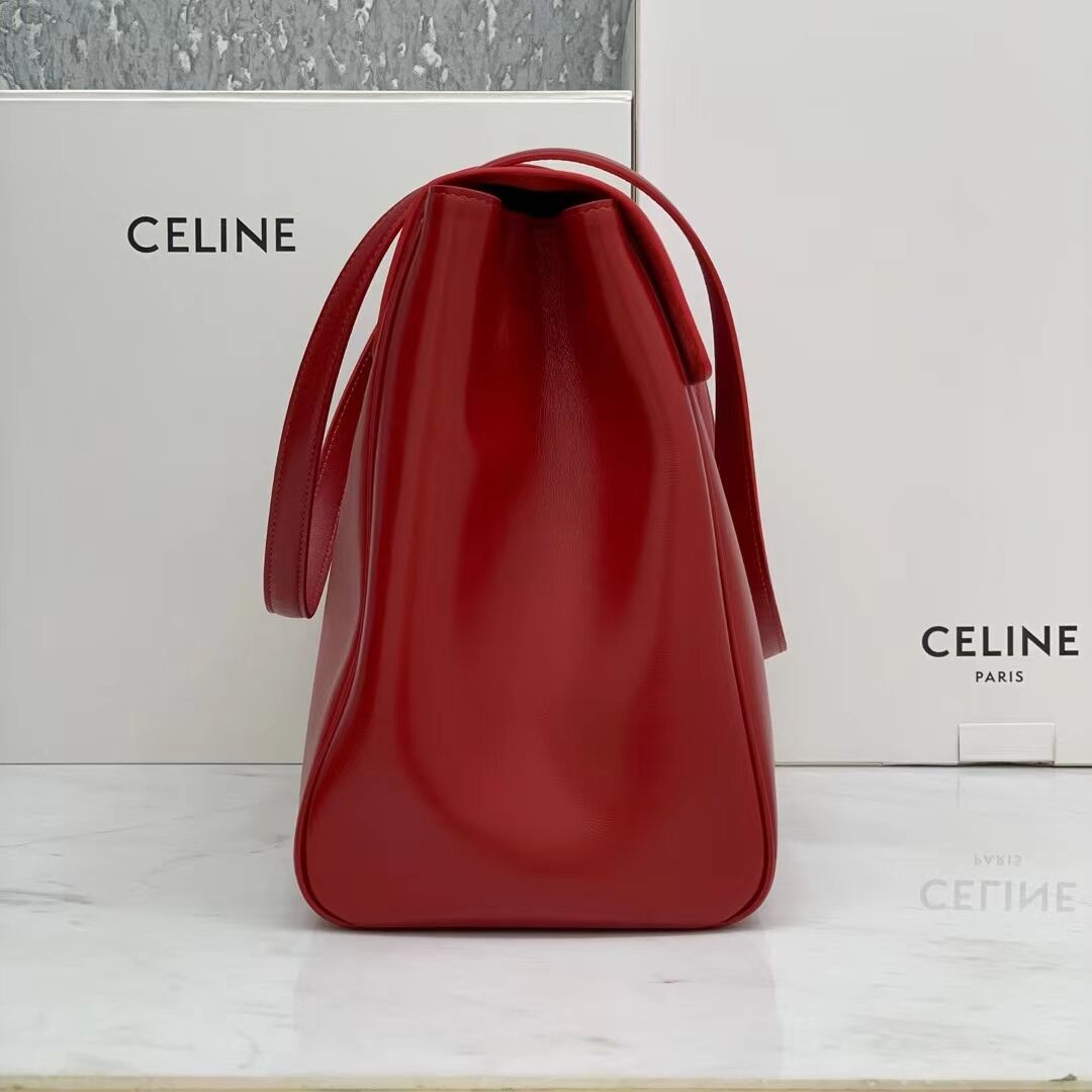 Celine MEDIUM SOFT 16 BAG IN SMOOTH CALFSKIN CR94043 red