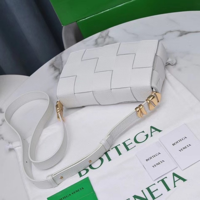 Bottega Veneta CASSETTE 666870 white