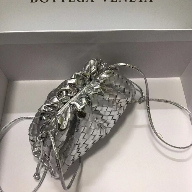 Bottega Veneta MINI POUCH 585852 SILVER