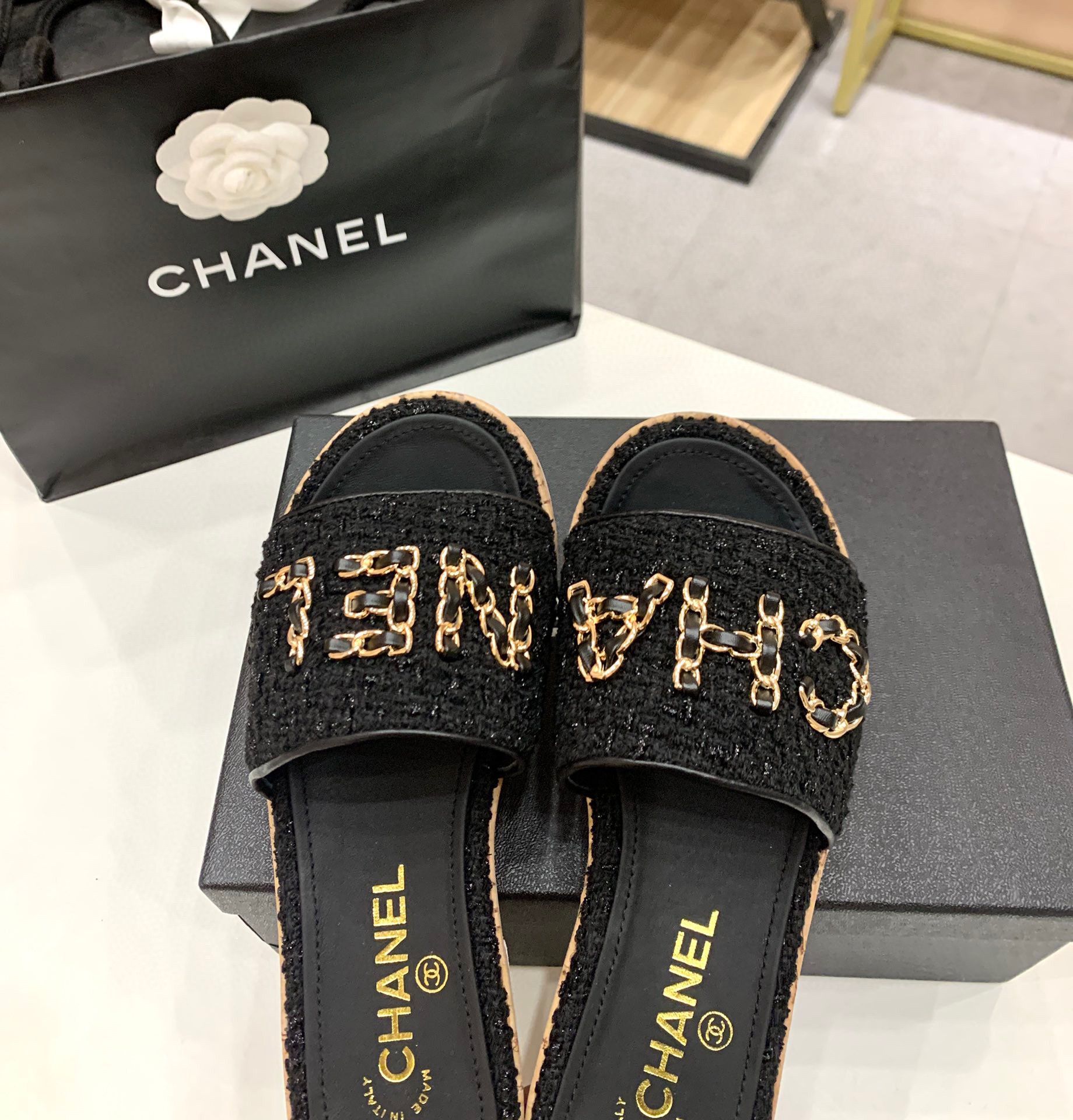 Chanel Slipper Shoes CH27963 Black