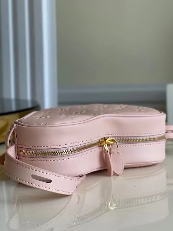 Louis Vuitton COUSSIN M58738 pink