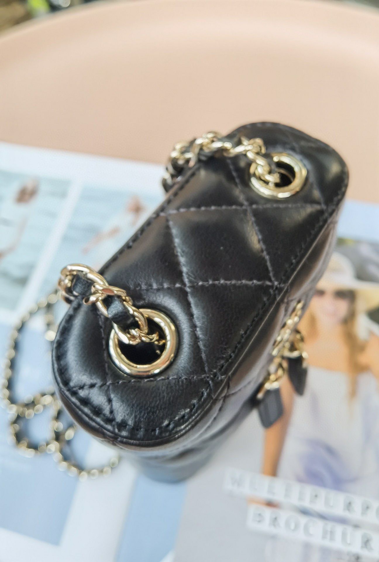 CHANEL Phone Shoulder Bag On Chain AP2084 