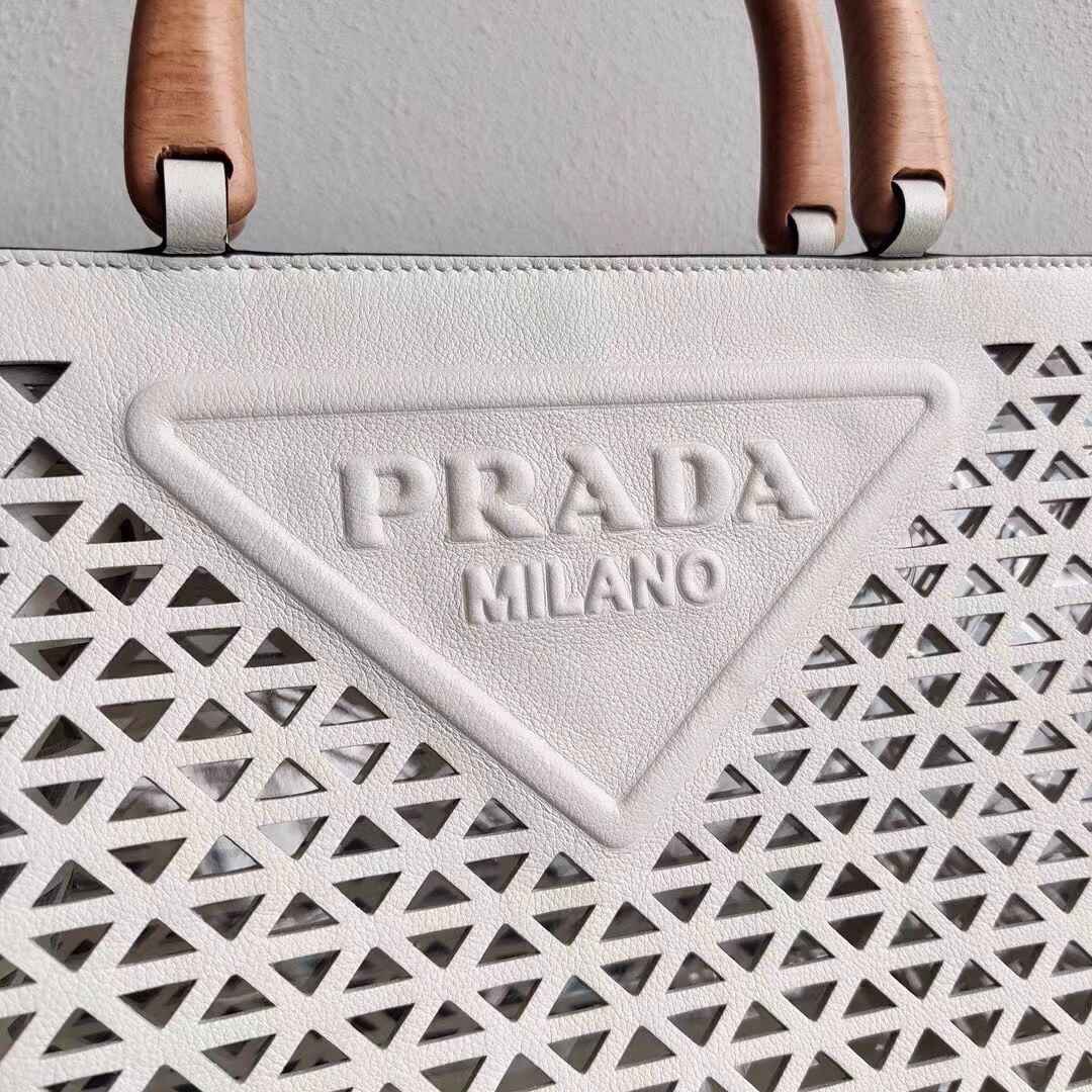 Prada leather tote bag 1AG405 white