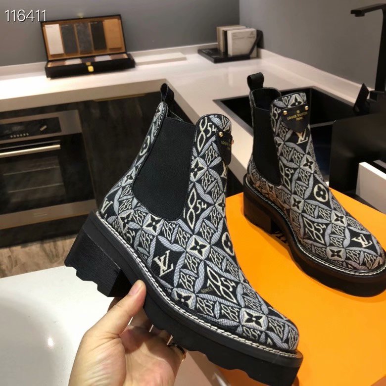 Louis Vuitton Shoes LV1118LS-3