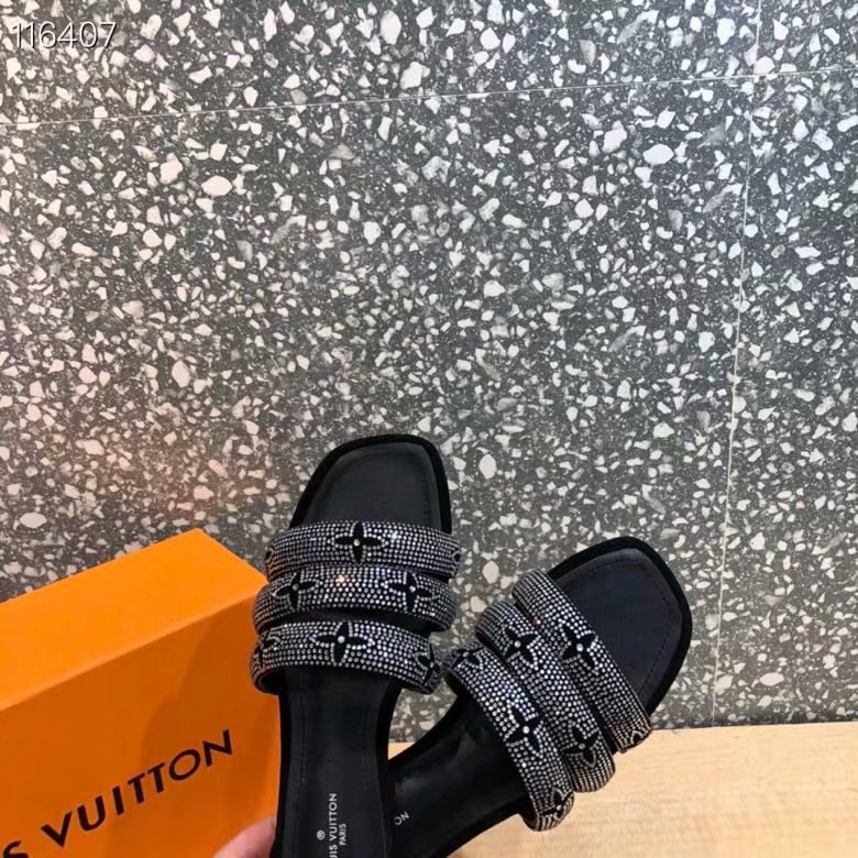 Louis Vuitton Shoes LV1120LS-3