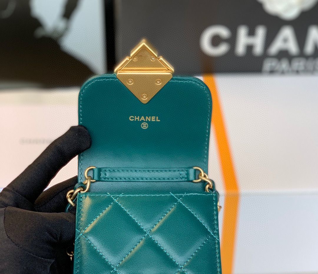 CHANEL Mobile phone case Card Holder AP1188 Green