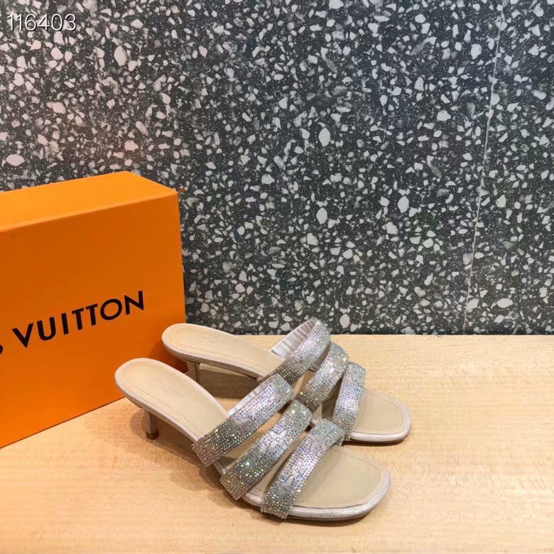 Louis Vuitton Shoes LV1121LS-2