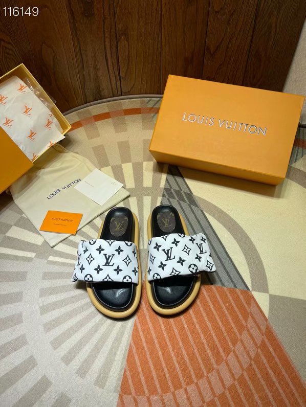 Louis Vuitton Shoes LV1122KK-3