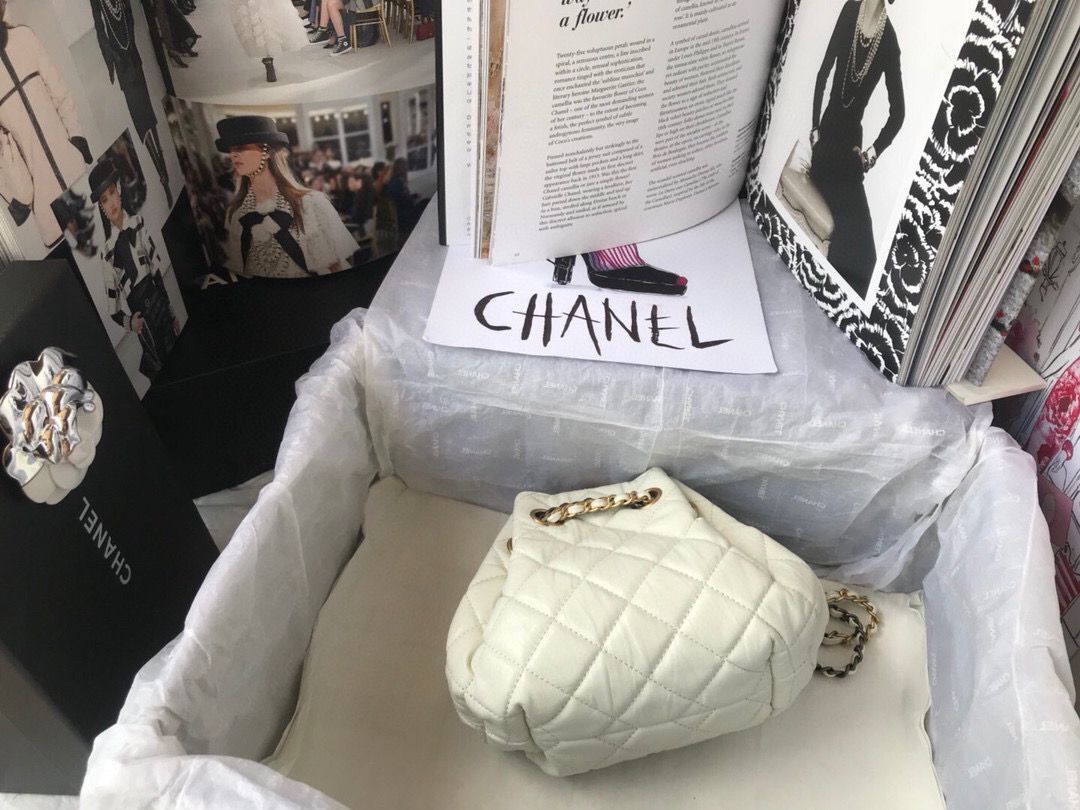 CHANEL Original Leather Rope Bag AS1802 White