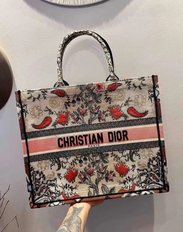 DIOR BOOK TOTE Multicolor Embroidery M1286ZR