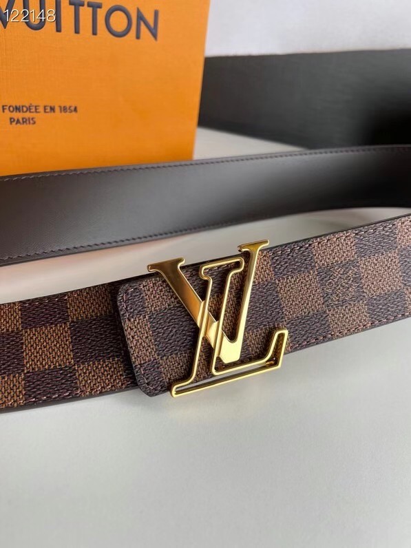 Louis Vuitton INITIALES 40MM REVERSIBLE BELT M0216T