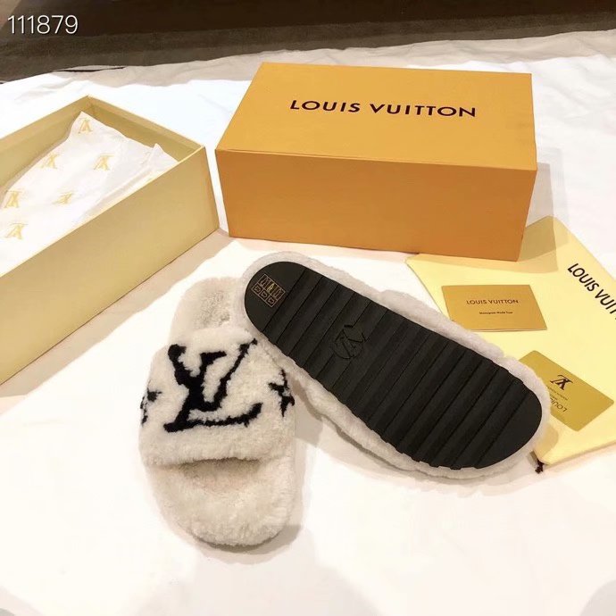 Louis Vuitton Shoes LV1123KK-3