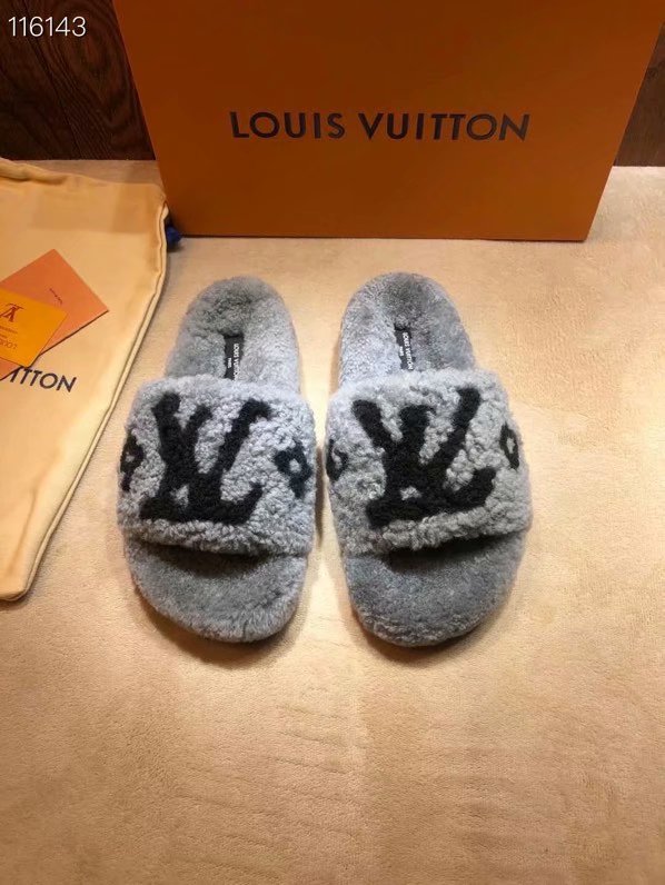 Louis Vuitton Shoes LV1123KK-6