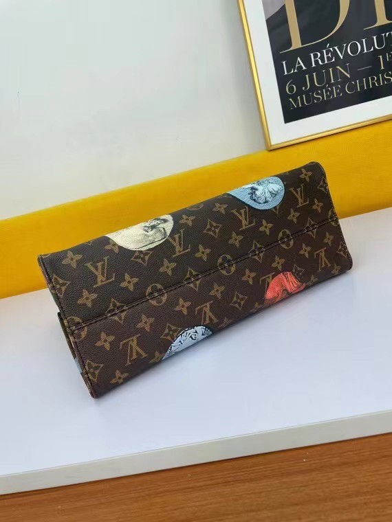 Louis Vuitton ONTHEGO Monogram Cameo printed canvas MM M59245 