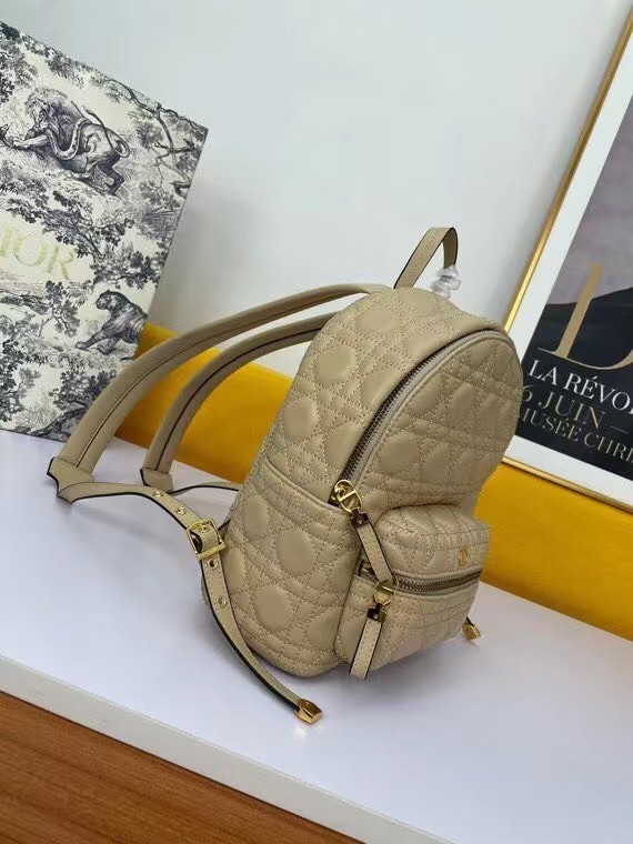 SMALL DIOR BACKPACK Cannage Lambskin M9222U Beige