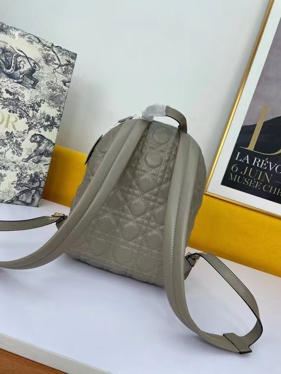 SMALL DIOR BACKPACK Cannage Lambskin M9222U light grey