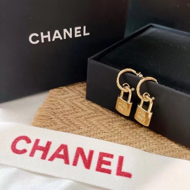 Chanel Earrings CE6698