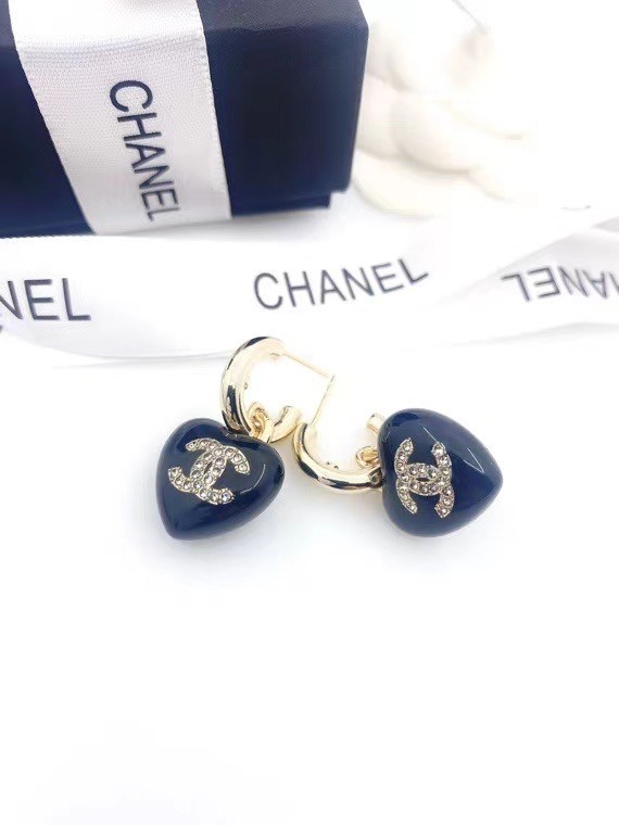 Chanel Earrings CE6702