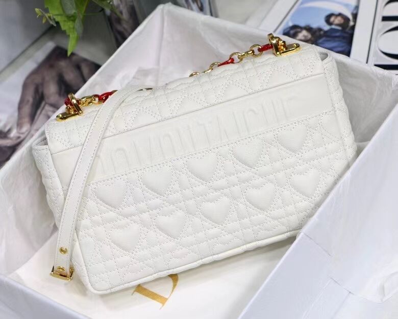 MEDIUM DIORAMOUR DIOR CARO BAG Cannage Calfskin with Heart Motif M9242WNG WHITE