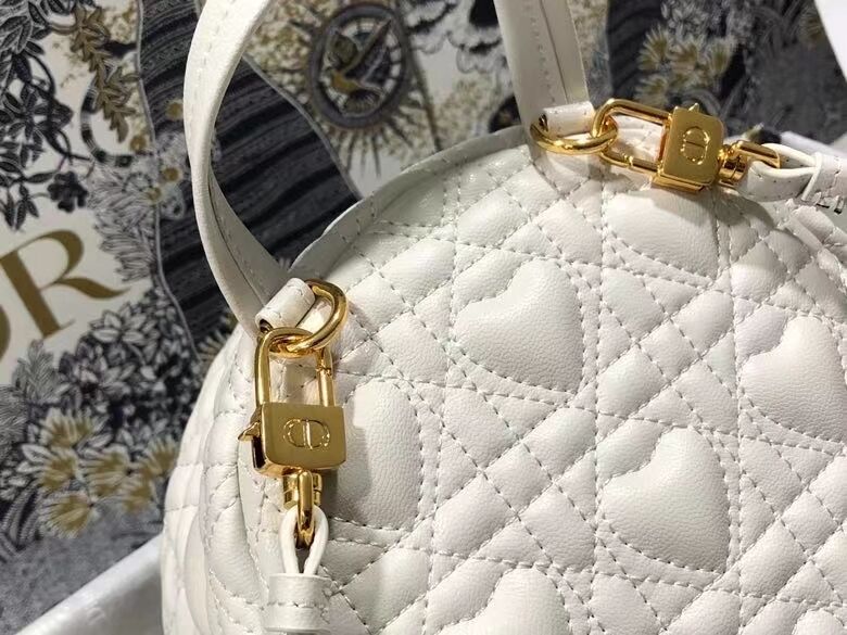 MINI DIOR BACKPACK Cannage Lambskin M9222 white