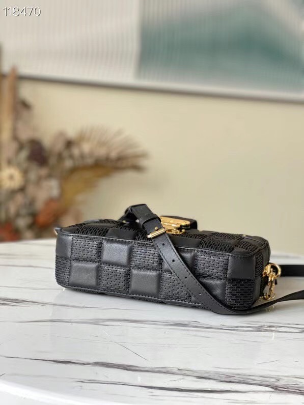 Louis Vuitton TROCA MM M59114 black