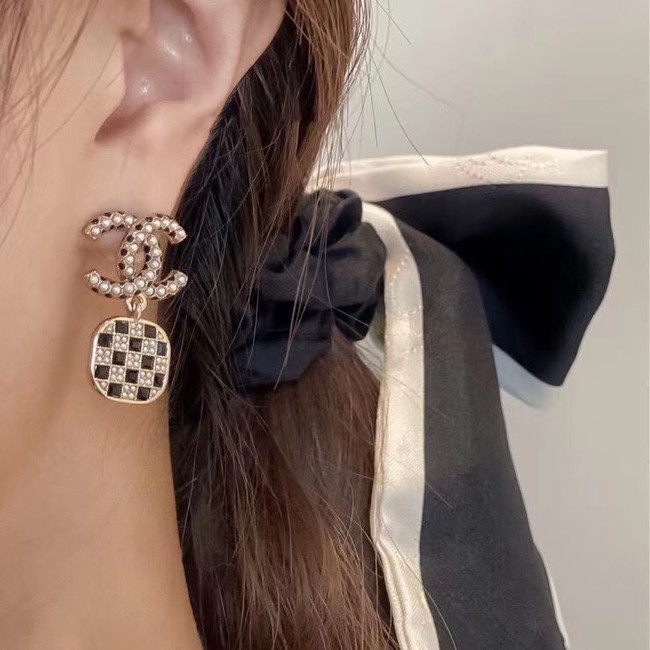 Chanel Earrings CE6798