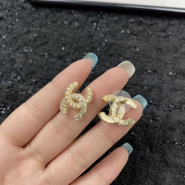 Chanel Earrings CE6906