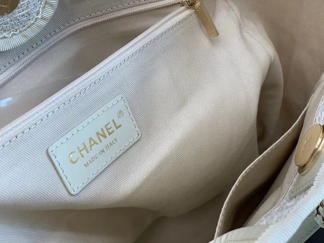 Chanel Shopping bag MM A67001 White