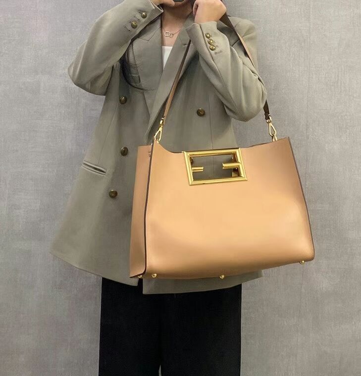 FENDI WAY MEDIUM Beige leather bag 8BH391AAI