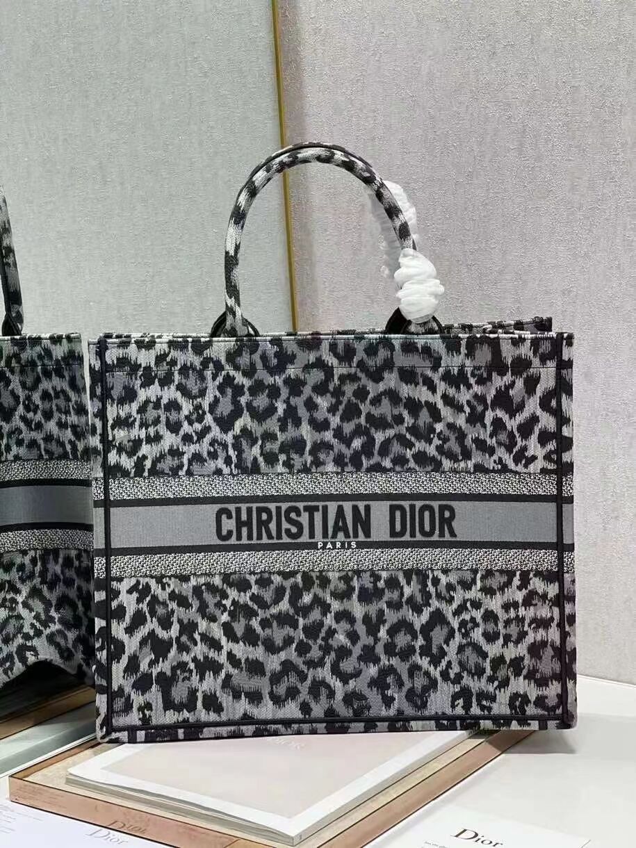 DIOR BOOK TOTE Embroidery M1297ZR-20 Black leopard print