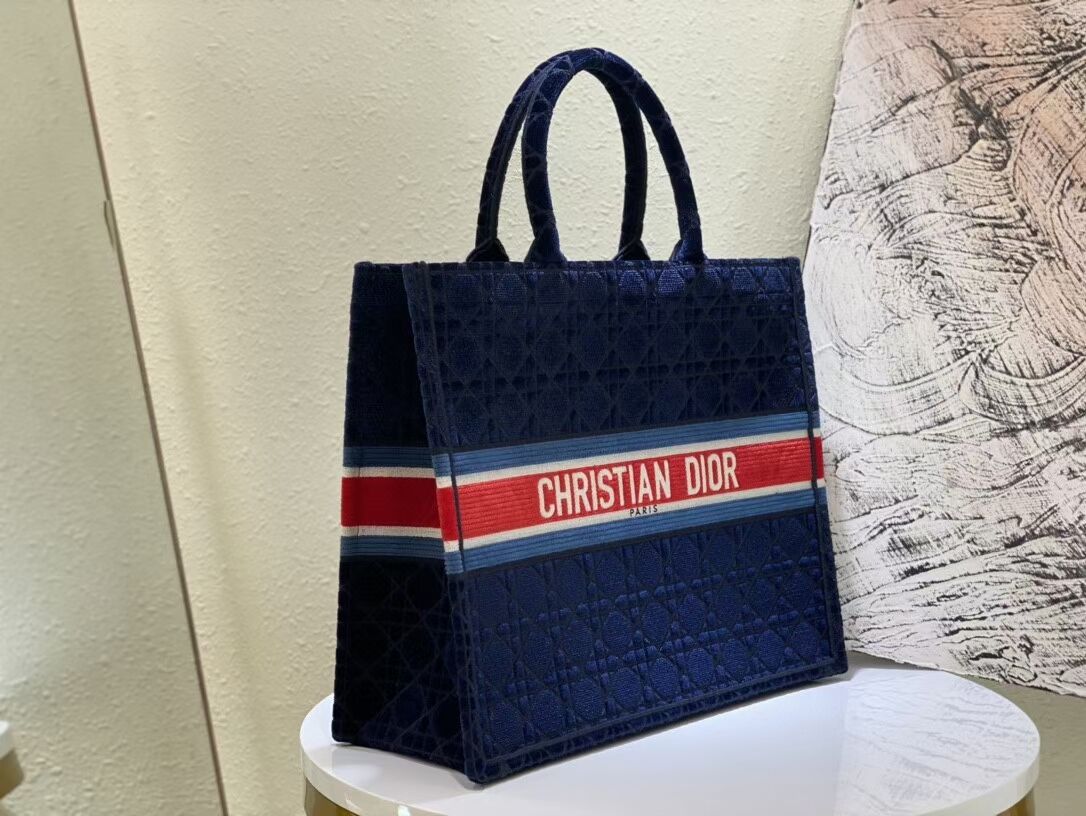 DIOR BOOK TOTE Velvet M1286 Dark Blue