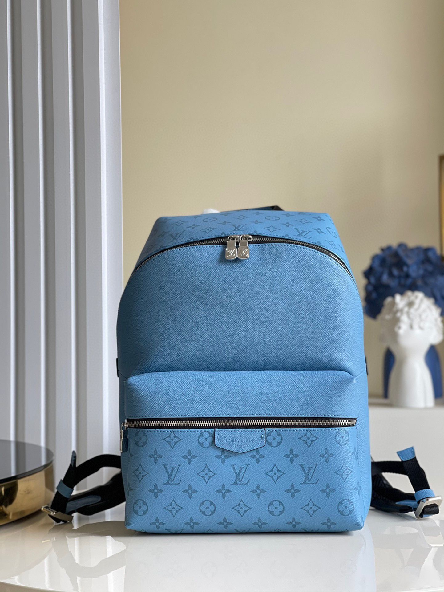 Louis Vuitton DISCOVERY BACKPACK M30747 Blue