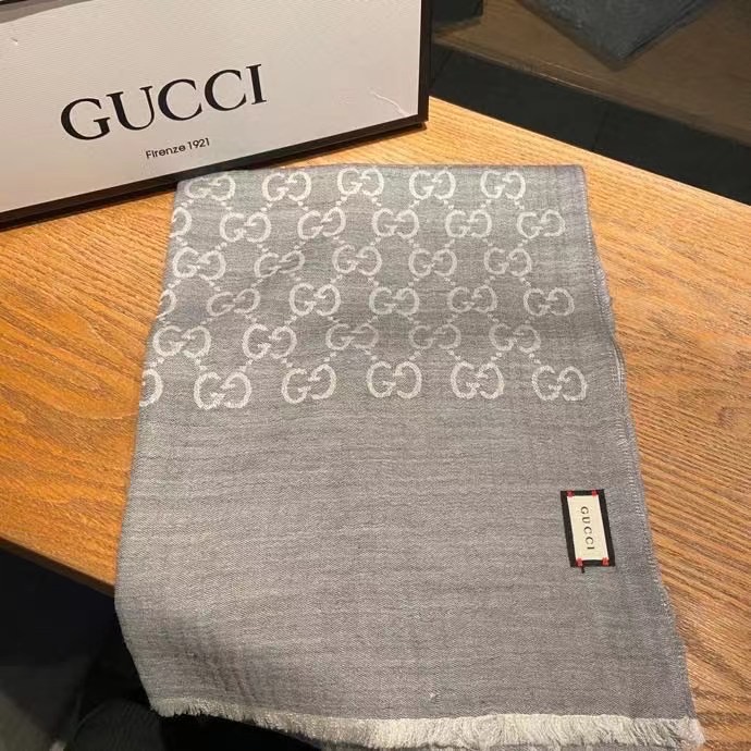 Gucci scarf Wool&Cashmere 33664-1