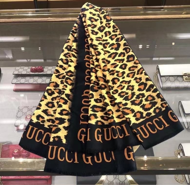 Gucci scarf Wool&Cashmere 33668-1