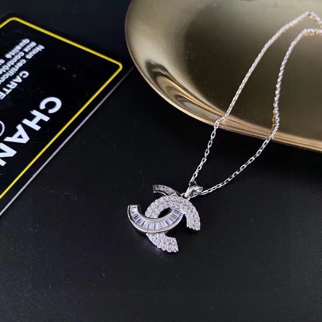 Chanel Necklace CE6999