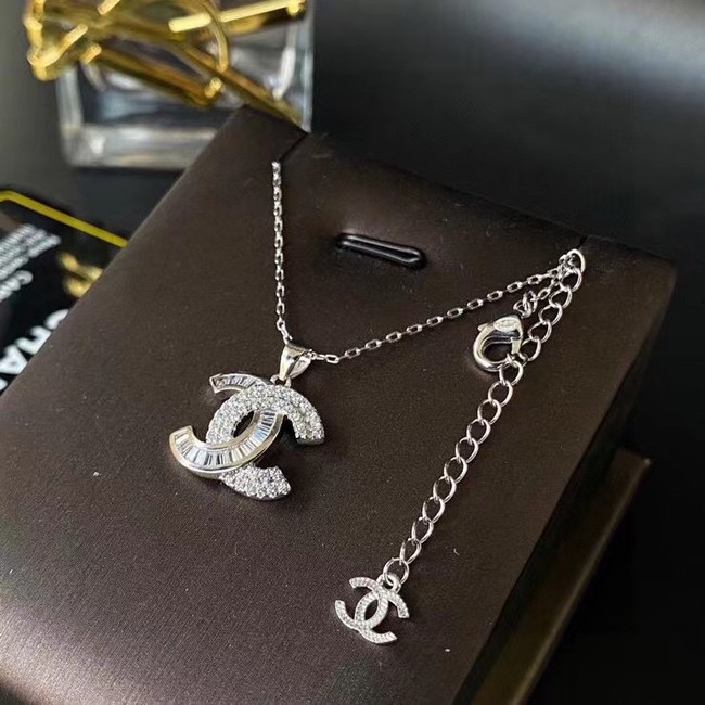 Chanel Necklace CE6999