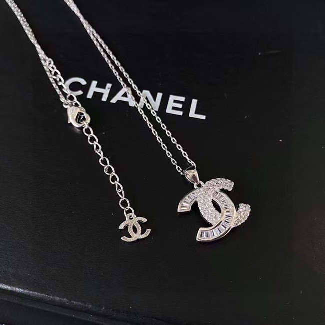 Chanel Necklace CE6999