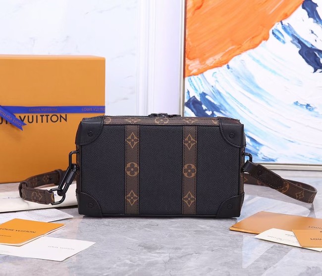 Louis Vuitton TRUNK WEARABLE WALLET M30697