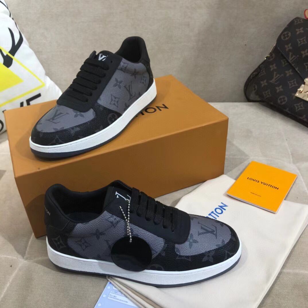 Louis Vuitton Shoes LV63251