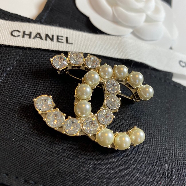 Chanel Brooch CE7090