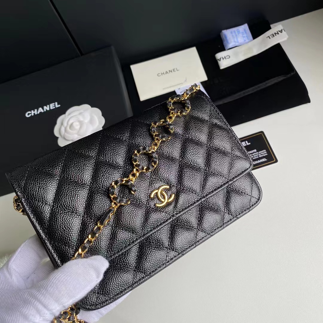 Chanel WOC Original Caviar Leather Flap cross-body bag CC33814 black& Gold chain