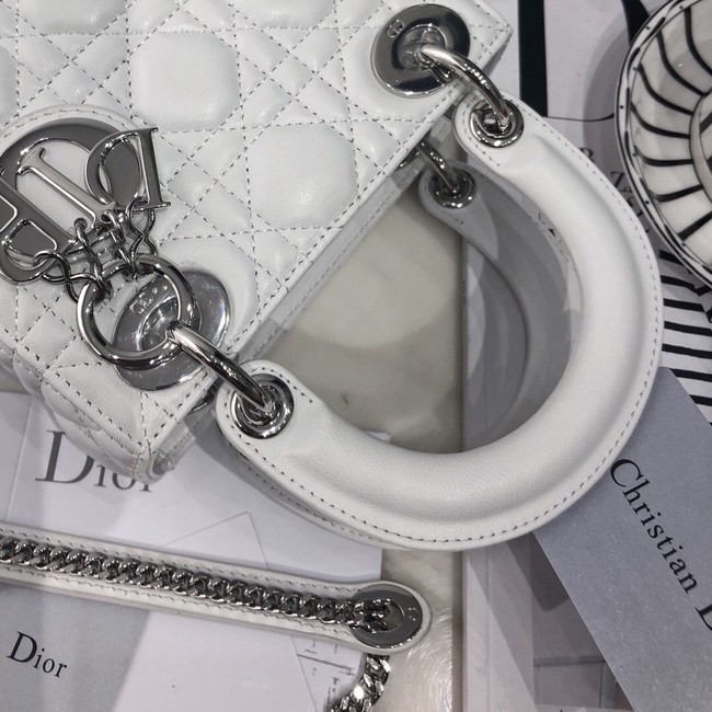 MINI LADY DIOR BAG Lambskin M0566OW white&silver