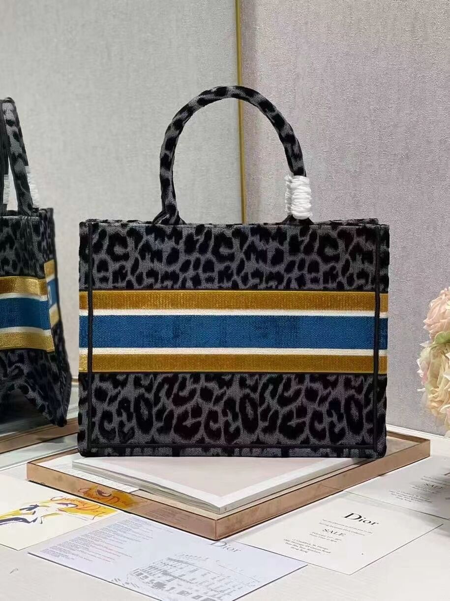 SMALL DIOR BOOK TOTE Embroidery C1287-4 Black&gray Leopard Print