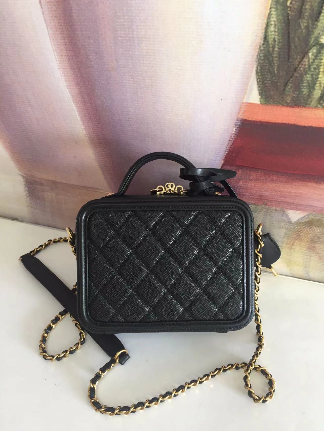 Chanel mini Vanity Case Grained Calfskin A93342 Black