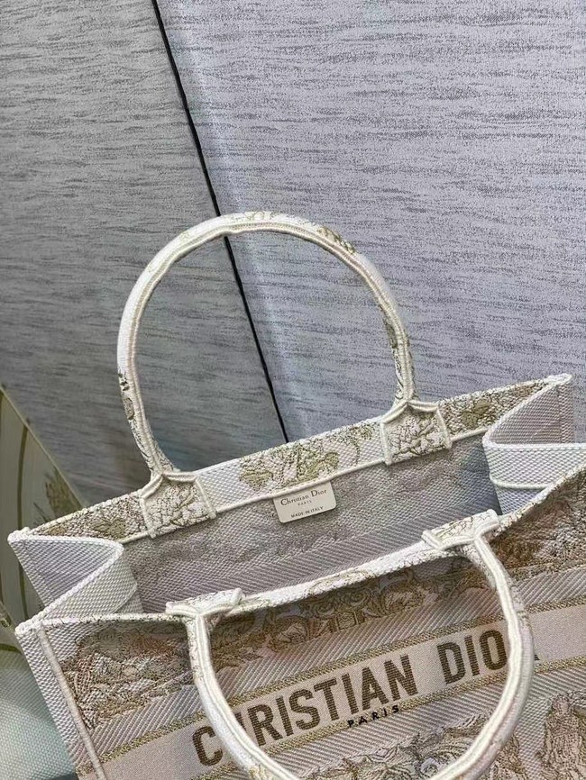 SMALL DIOR BOOK TOTE Embroidery C1287-7 cream