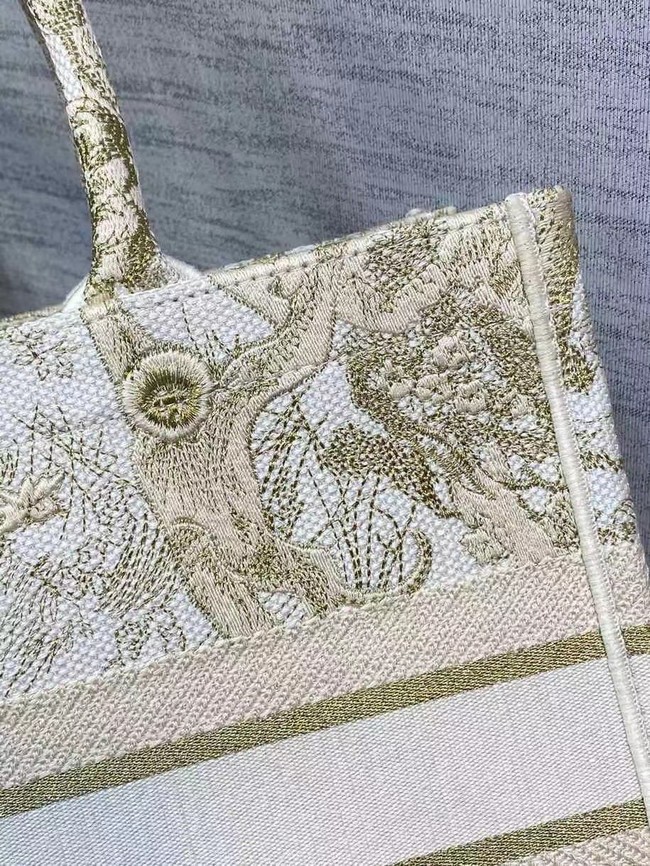 SMALL DIOR BOOK TOTE Embroidery C1287-8 cream