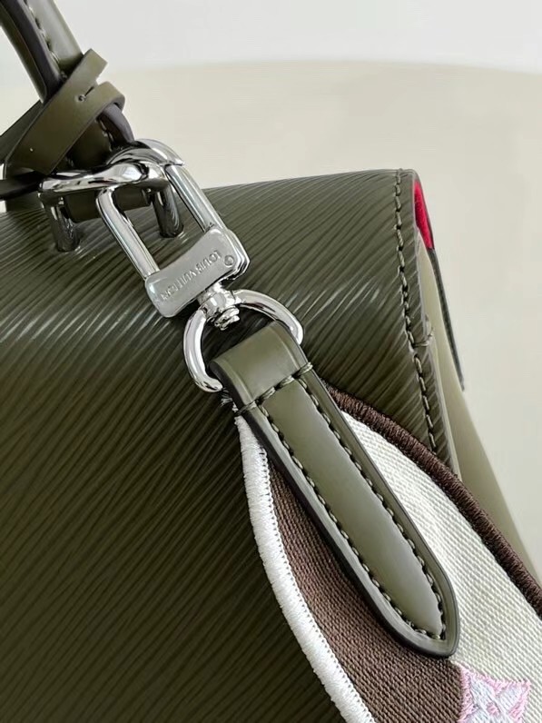 Louis Vuitton CLUNY BB M59134 Khaki