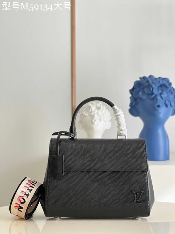 Louis Vuitton CLUNY BB M59134 black