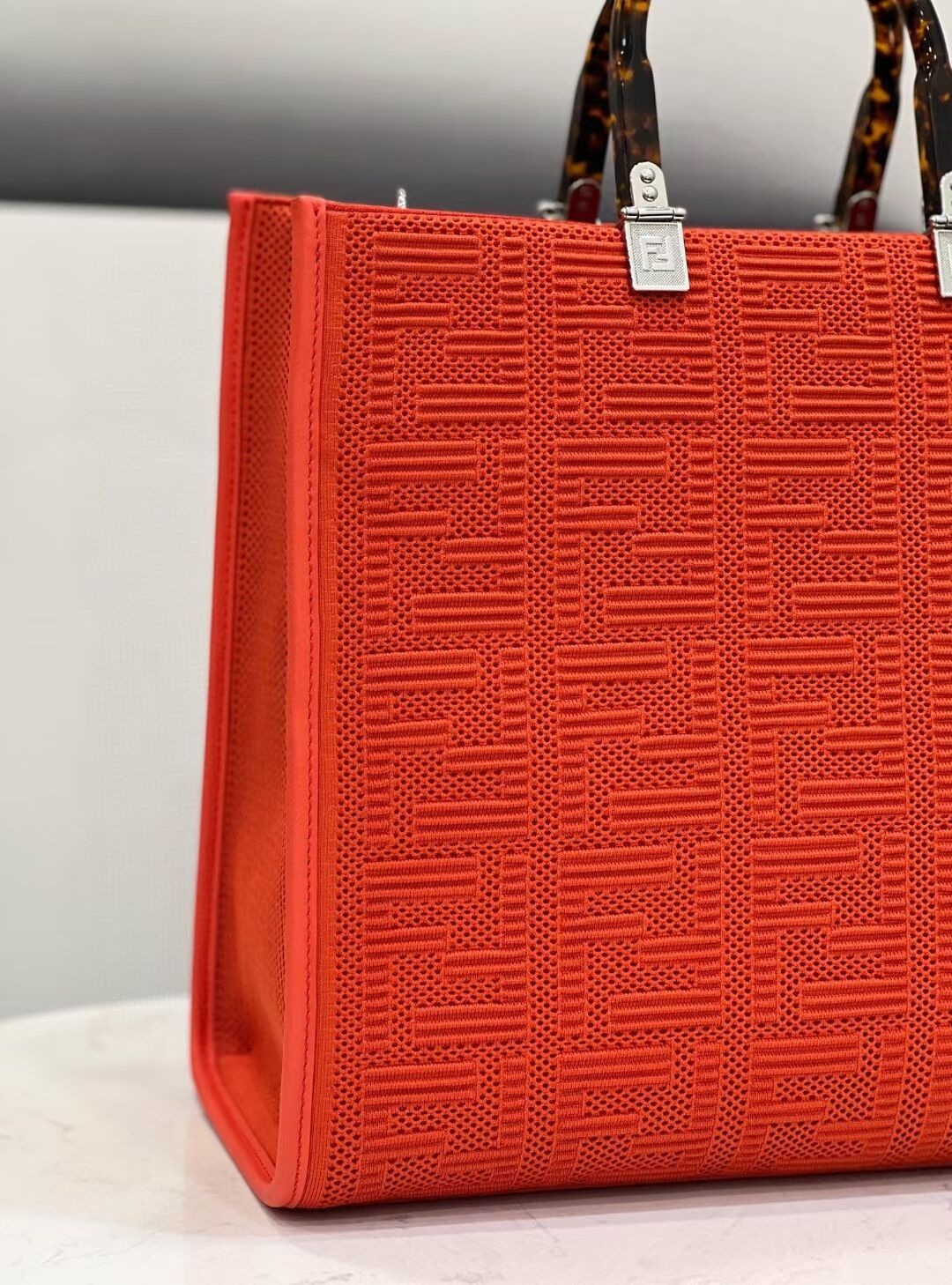 FENDI SUNSHINE MEDIUM FF fabric shopper 8BH386A red 